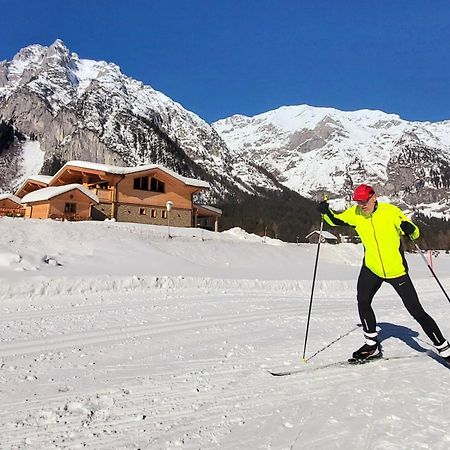 Puitbach Chalet Leutasch Rom bilde